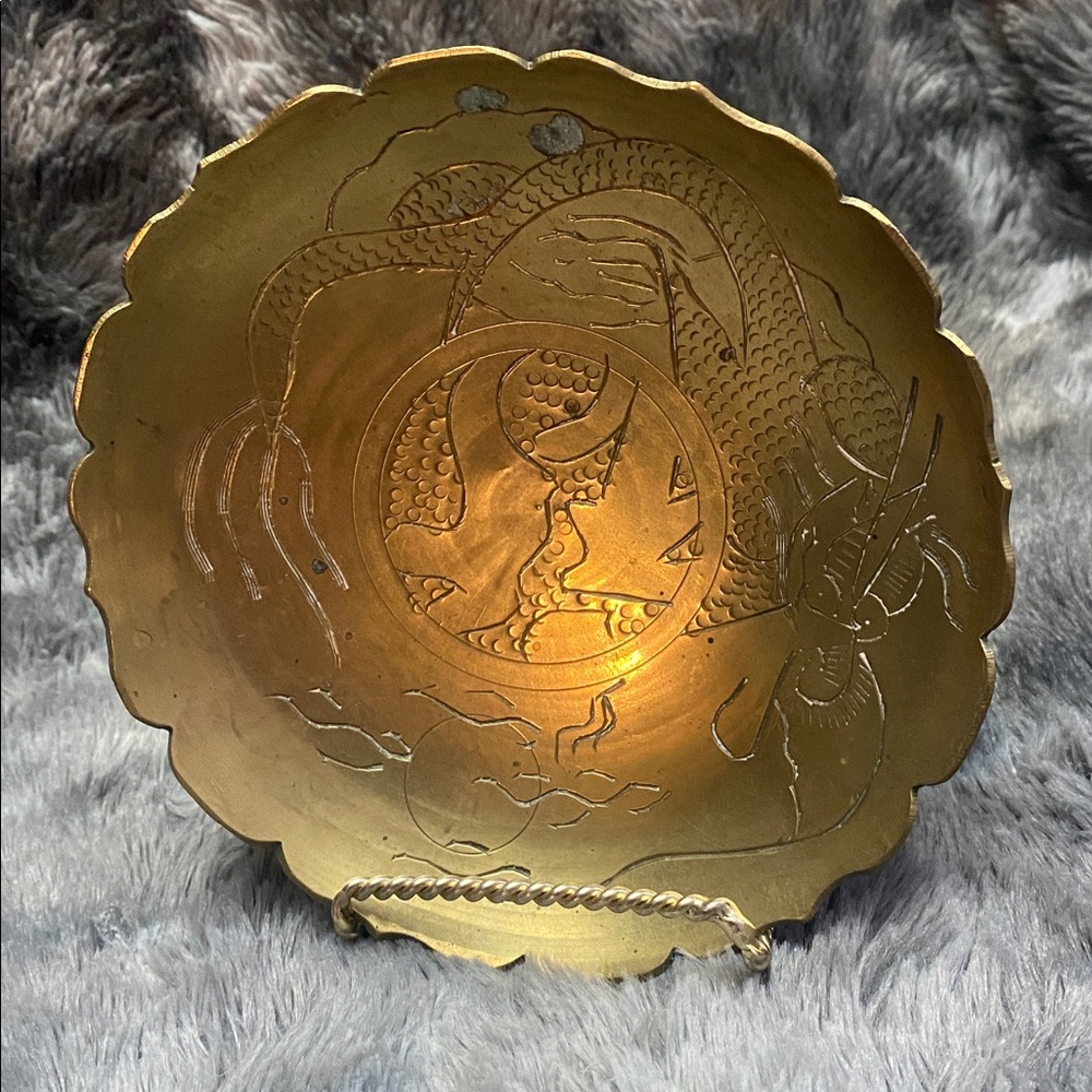 Gold Decorative Brass Plate - Picture 6 of 16
